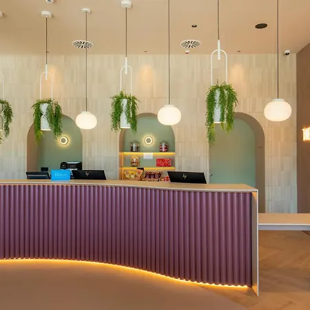 Hampton By Hilton Airport 3* Alicante