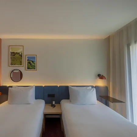 Hampton By Hilton Airport
