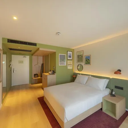 Hampton By Hilton Airport アリカンテ
