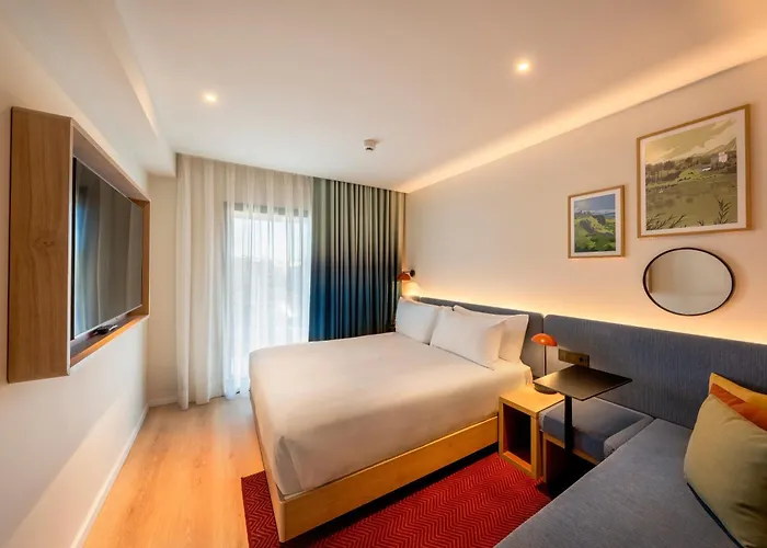 Hampton By Hilton Airport アリカンテ