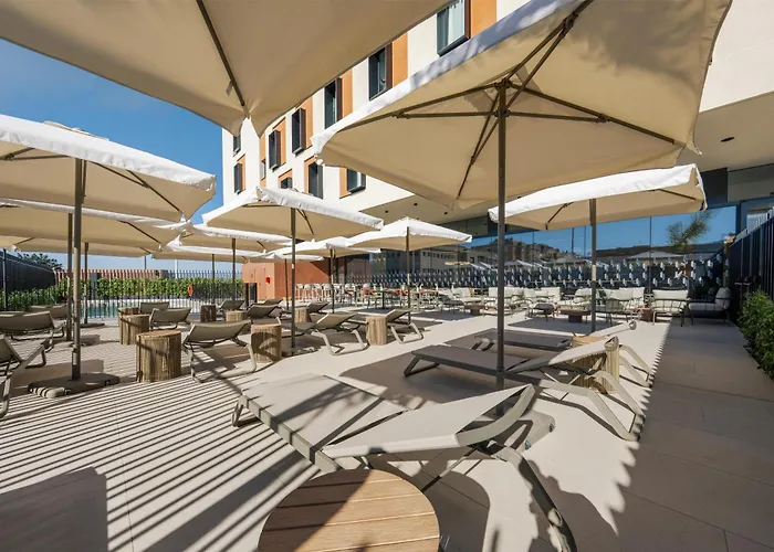 ホテル Hampton By Hilton Airport アリカンテ