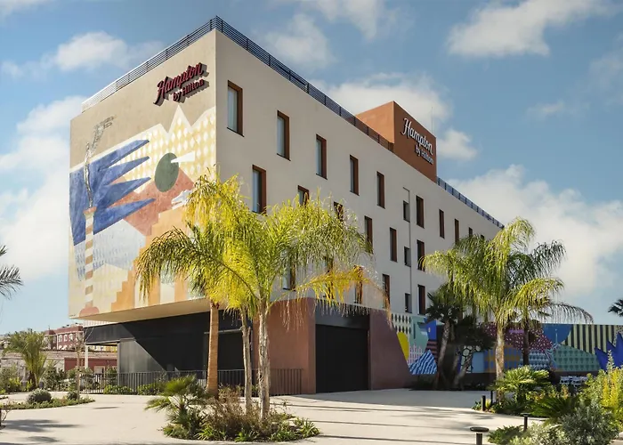 Hampton By Hilton Airport