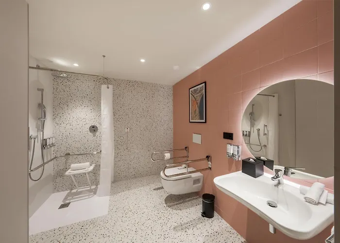 ホテル Hampton By Hilton Airport アリカンテ